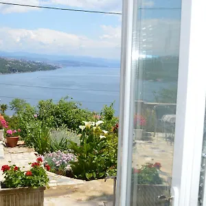 apartment-zora-opatija.primorje-gorskikotar.com/